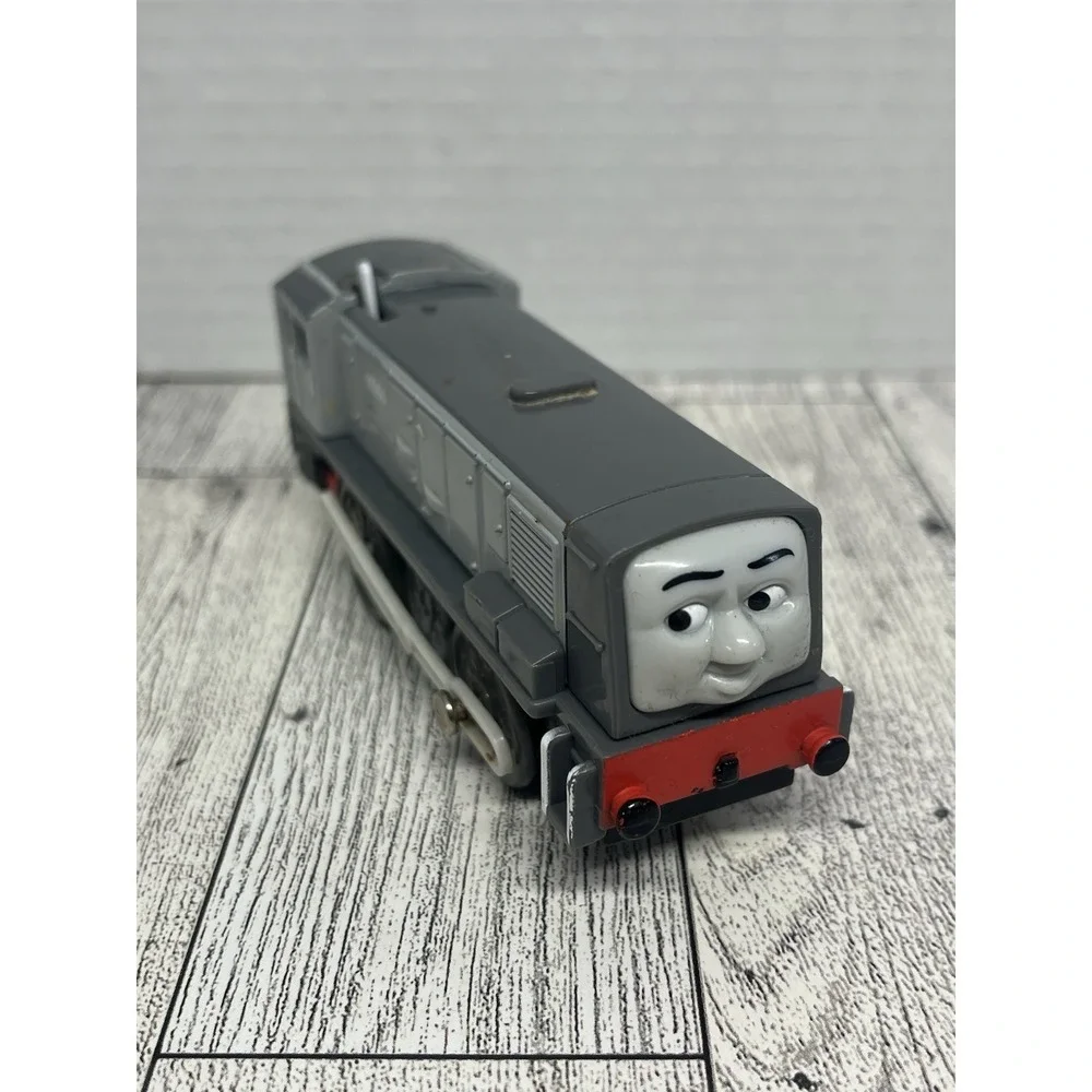 Thomas & Friends TrackMaster Motorized DENNIS Grey Diesel Train Rare WORKS